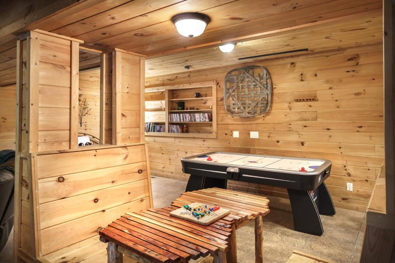 Glori'S Retreat, Game Room, 1089 Of Free Attraction Tickets For Each Paid Day, Dollywood And More Pigeon Forge Zewnętrze zdjęcie